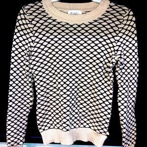 Forever 21 Boutique Sweater Top